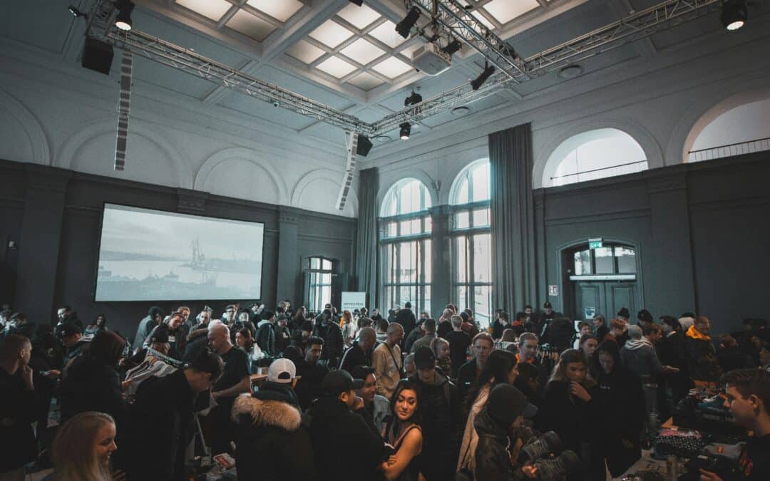 How Businesses Can Capture Event Leads Using a Photo Sharing Tool